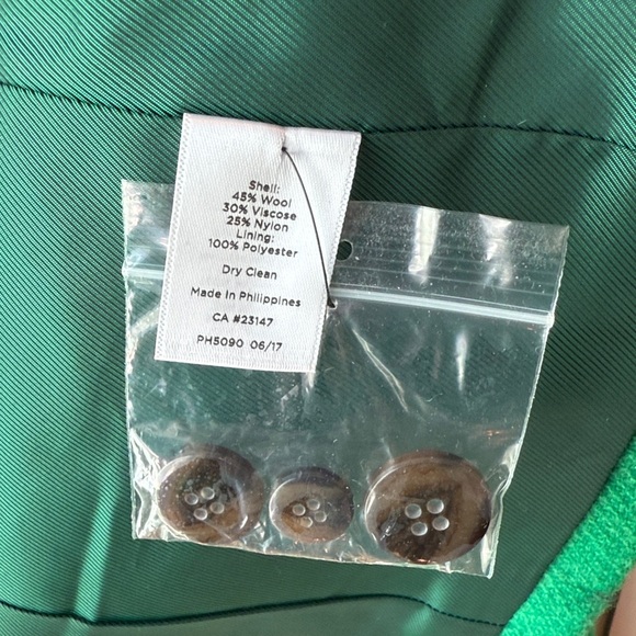 NWOT Talbots Vibrant Green Lined Jacket SZ 16 Never Worn. Beautiful color! - Picture 3 of 13